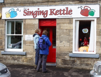 The Singing Kettle